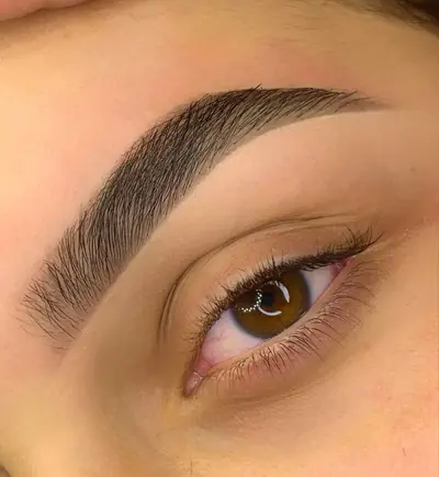 Sobrancelha de cliente